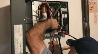 WHAT TO LOOK FOR IN AN ELECTRICIAN?