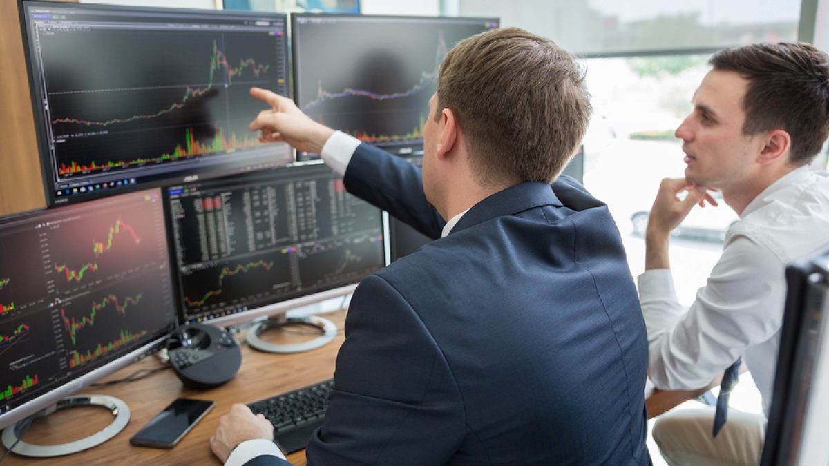 What is the Role of a Forex Broker?
