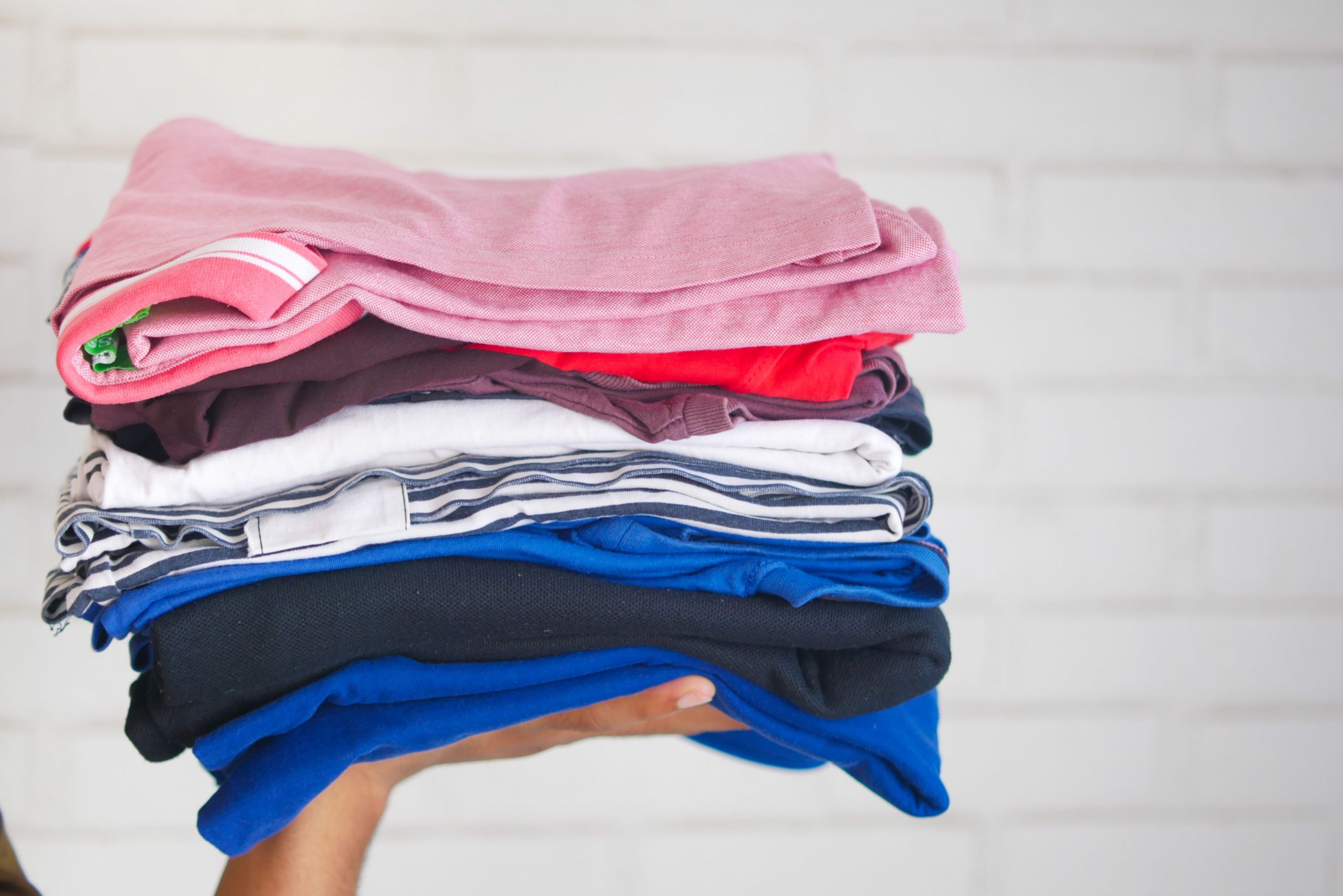 8 Top Reasons to Hire a Professional Laundry Service