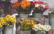 5 Advantages of Using Online Flower Shop And Delivery Services