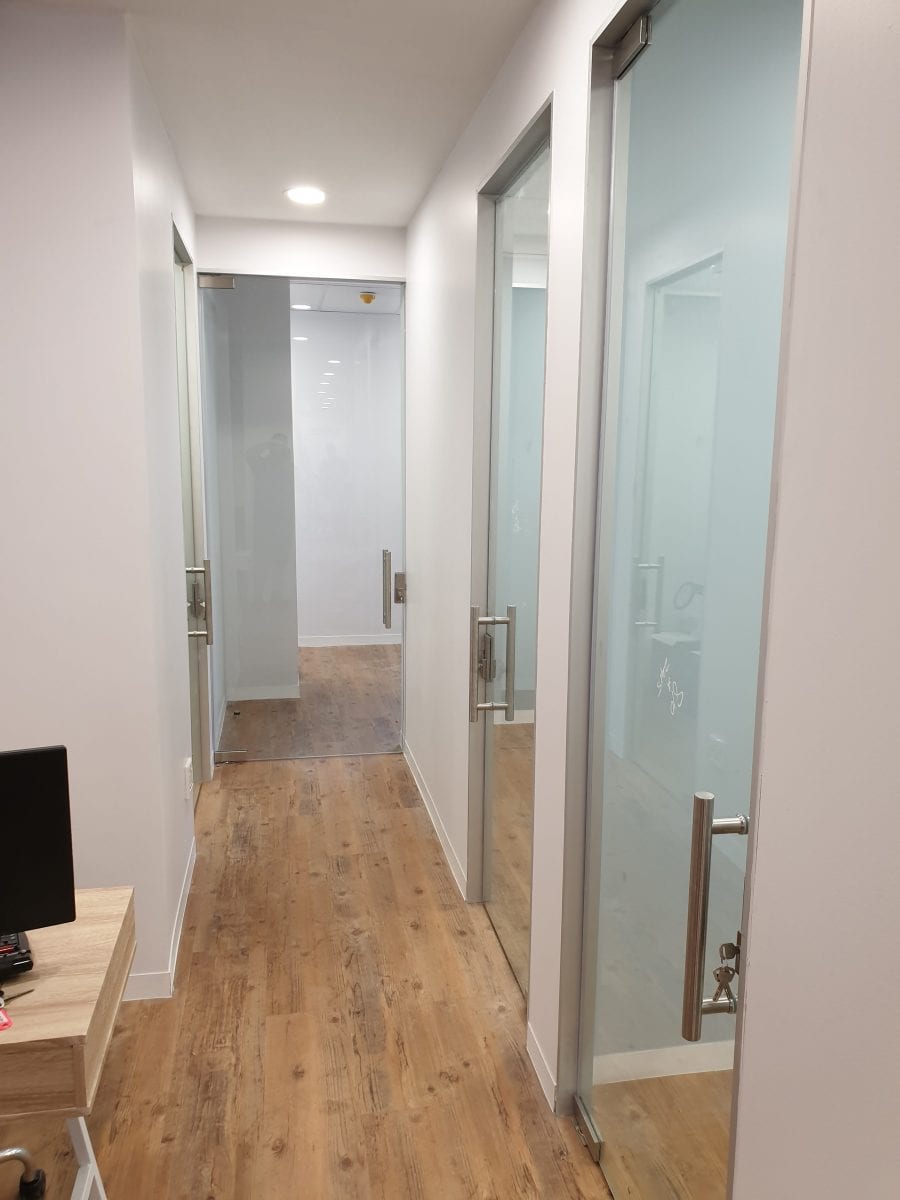 Glass-doors-and-Office-Partitioning-24-e1562850283467